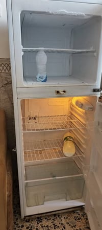 ثلاجة • شرط الشغل • عيوب داخلية