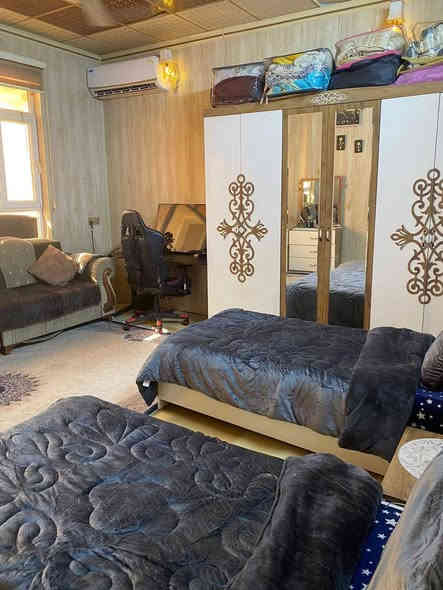 السلام عليكم 
بيت طابقين للبيع في اربيل 
منطقة هفلان بناء حديث طابو 
المساحة 100م نزال 20م واجهة 5م
الموقع ممتاز وخدمي كل الخدمات متوفر 
السعر كلش مناسب فقط 7دفاتر و50 ورقة وقابل للتفاوض للاستفسار ***********
ابو عبدالله عمر الجنابي الجنابي عقارات اربيل
