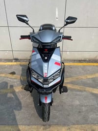 بطاريات 6 • شاشه الكترونيه • تشغيل عن بعد