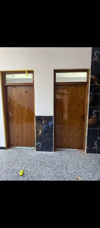 هذا شغلي اني صباغ اخشاب وتصليح وسعار مناسبه كودن اكو ناس ماعدها  ودامن...
