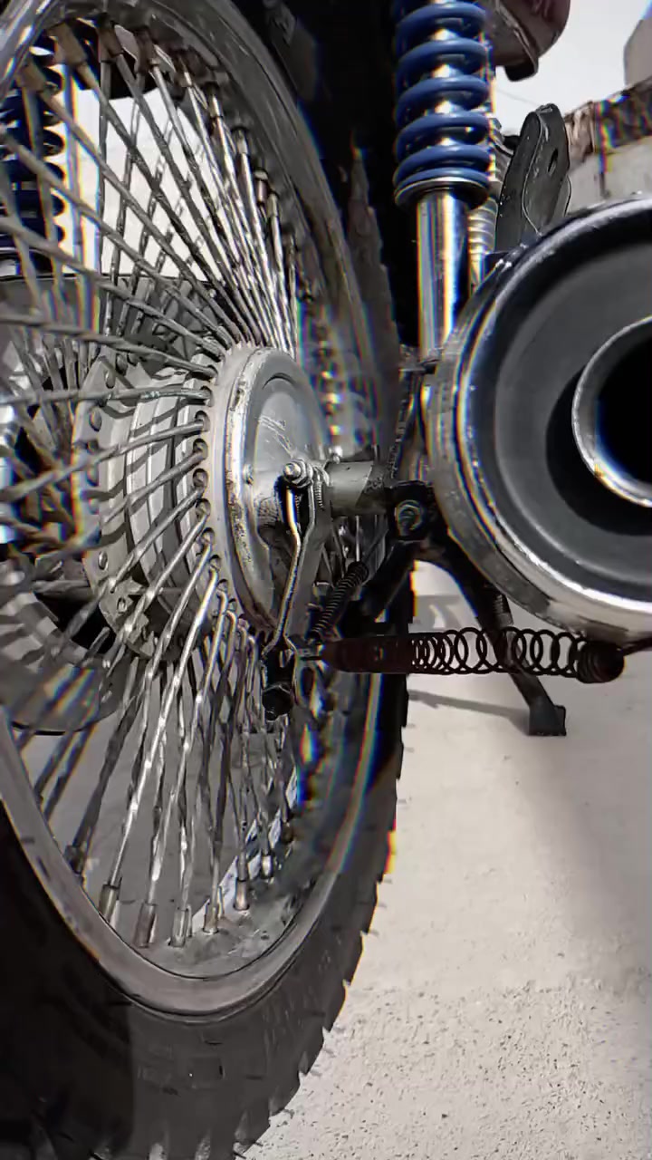 تايكر موديل 19 ناقصه بس باتري او صفاحيات بس مكينه نضيفه سعر 425بيها مجال ***********
