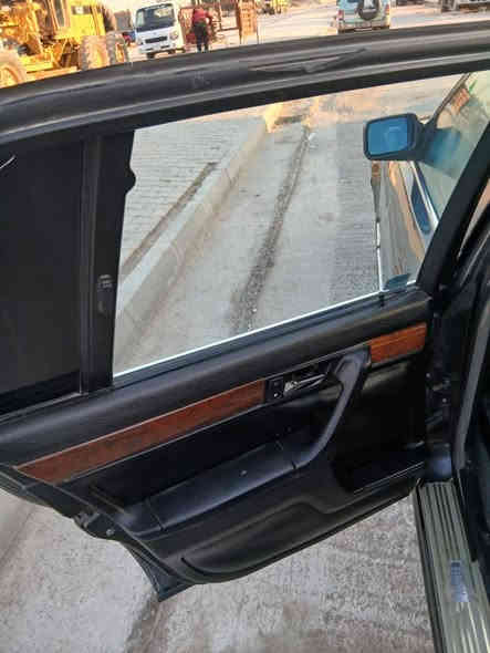 السلام عليكم
بي ام ٧٤٠ للبيع
مكينه كايمه شرط تحويل وكاله ماكو تحويل فقط 
تصل وتدلل
***********
***********
السعر ٣٣ بيها مجال الي مو شراي لا يتصل
