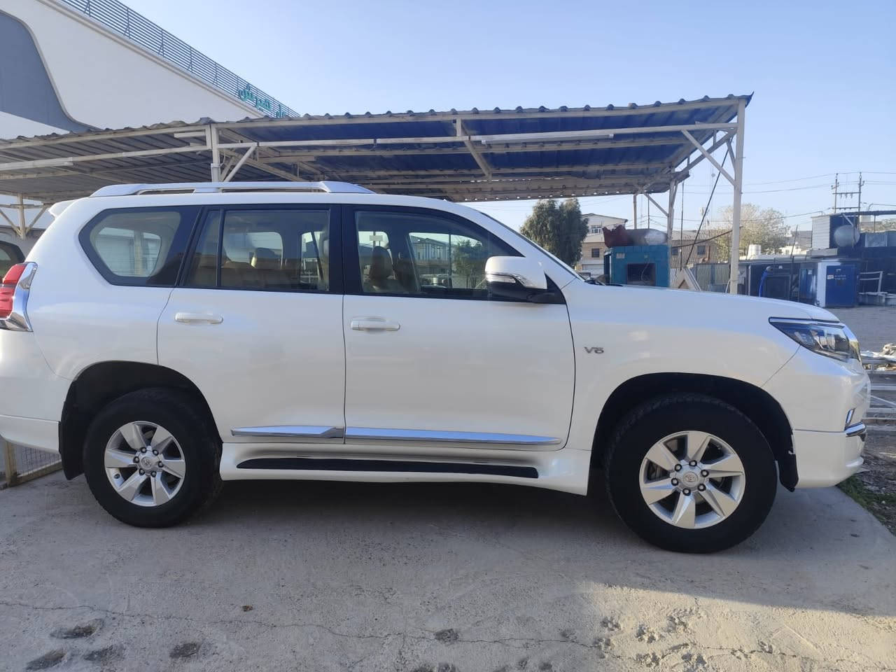 سلام عليكم برادو موديل 2020 سياره كلين فول  مواصفات  محرك ٦سلندر سنوية جديد رقم جديد هزه جديد شرط تحويل و وكاله سعر 4 دفاتر

الرقم للتواصل :***********
