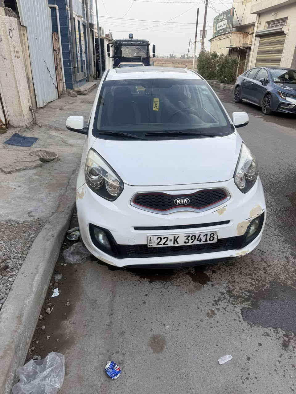 ياالله السلام وعليكم للبيع كيا بيكانتو 2015 خليجي فول مواصفات جيتي لاين بيها فقط صبغ بسيط 3 اماكن بدون دواخل السيارة كلش حلوة ونظيفة ومال بيت ماشية 83 رقم اربيل تريد تحويل تريد وكالة للاستفسار اكثر *********** السعر ب86 وبيها شي بسيط العنوان بغداد البنوك وموجود سونار داخل المنشور 
ملاحظة فقط الدعامية طخة ابو الدلفري ورحت صلحتها ويحتاجها صبغ بسيط
