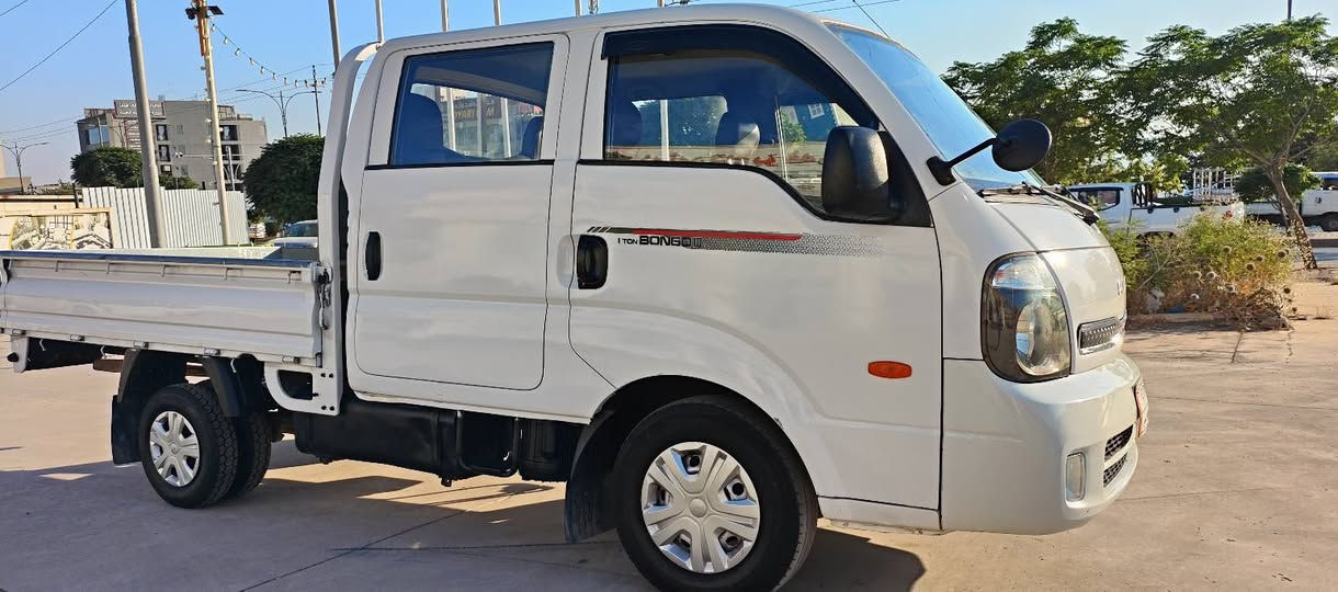 سەرەتا بە ناوی خوا 
کیا بیلاد2009
 بارکۆدی بەسراوە
3000سۆپەر مە کینە ڕەش 
بریکی بە سراوە 
کارەبای بەسراوە 
6قولاپ
6تایەی لۆک
بودی سفر
نابودی بەسراوە
ئیستۆ پی دووای بەسراوە
قەترە غای زینییە
کامل جایزە 
***********
***********
