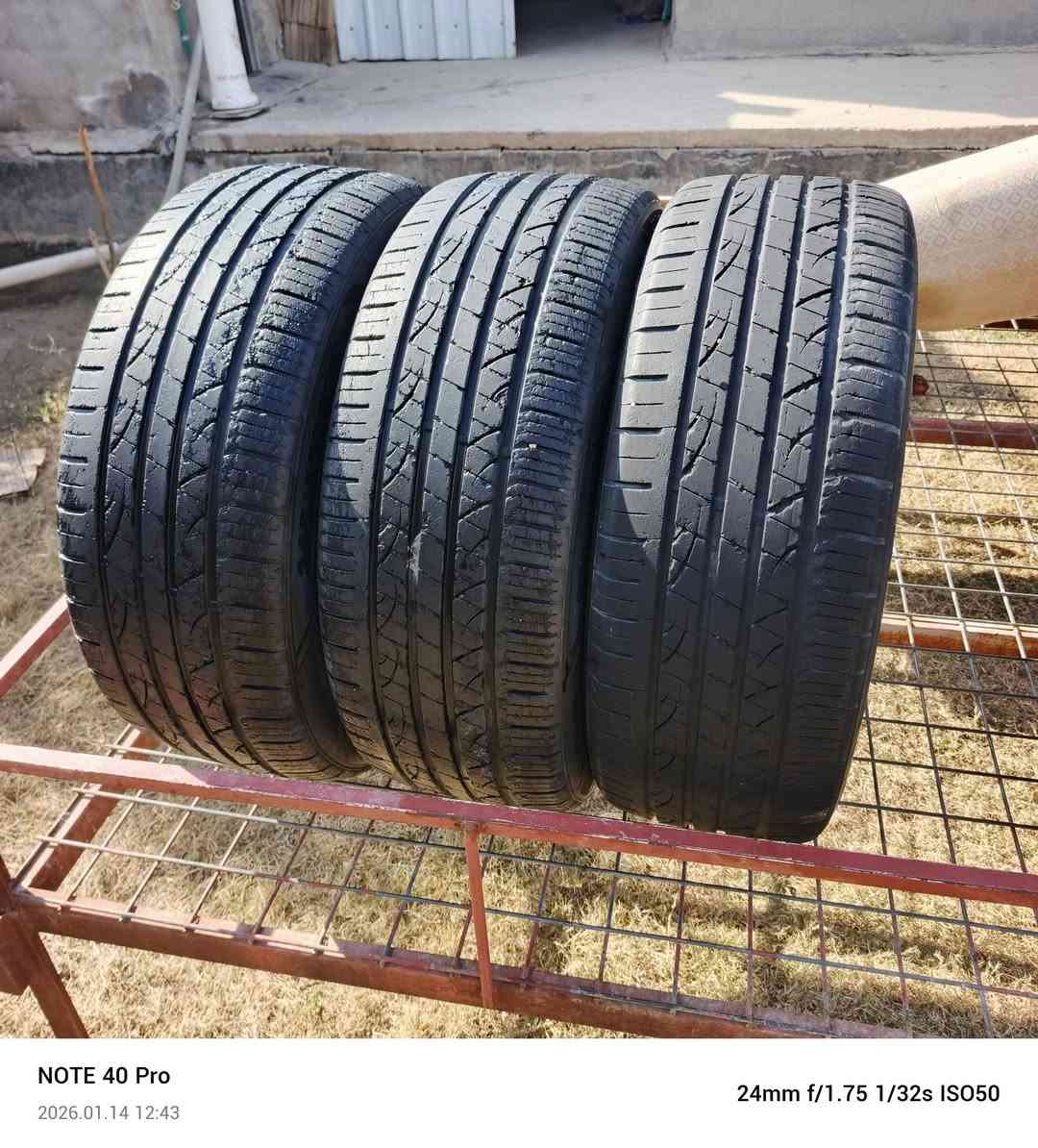 سلام عليكم تخم تاير مستعمل زوج اخو الجديد مكان بابل الدبله لسعر200وبي مجال بصيط***********(((***********
