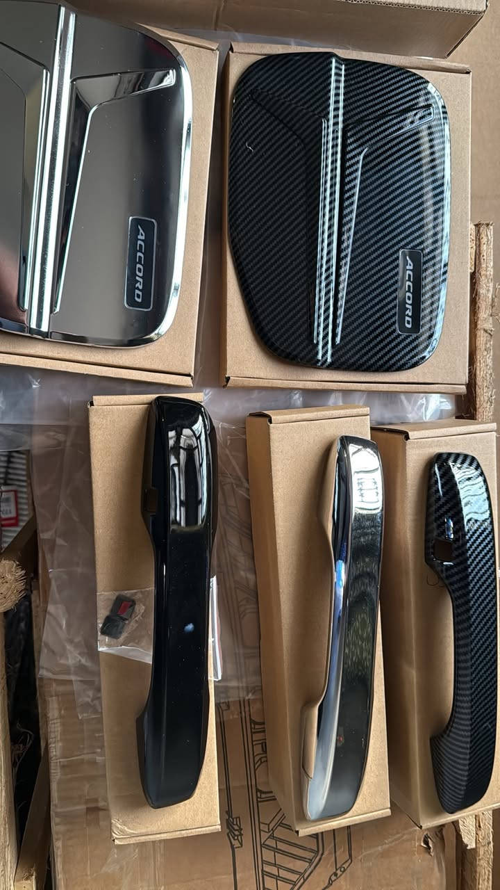 سلام عليكم شباب
اسعار جدا مناسبه  ان شاء لله تكونون راضين 
وصول بعظ كماليات وادوات الهوندا الاكورد ٢٣/٢٤/٢٥
بعدنه مستمرين وياكم بعرض الفلاتر 
٧ الاف 
موجود جميع فلاتر الهوندا  من موديل ١٧ الى موديل ٢٦
 الي يعجبة شي مجرد يدزلي صوره وويوصله السعر خاص
موجود توصيل لكافه انحاء العراق
 اني بيج ابيع توصيل والي قريب على بغداد العامريه يحب يجيني  هلا بي
***********
 اخوكم محمد ذيب هوندا
