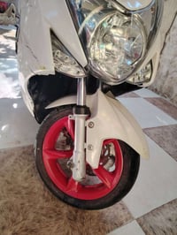 ياماها ماجسته s للبيع كلها بلاد مختمه من طول للطول مبدل فقط فيت بم وبل...