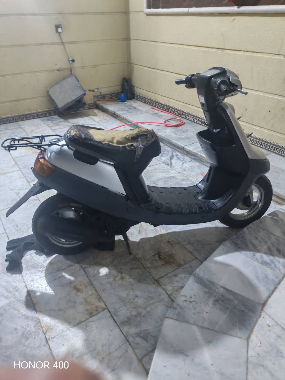 دراجه بتره نضيفه مفتوحه بوشه وبستم.   ...   كهربائيات شغاله  سلف هندر..  عوزه بس كشن فقط  ...   .  نهضه حلوه شك الكاع    ب 300وبيه مجال قليل....


**إذا كنت صاحب هذا الإعلان وتريد حذفه لأي سبب، رجاءا أرسل رسالة إلى الدعم الفني**