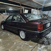 اوبل اوميغا • ١٩٩٢ • بدون ضربه