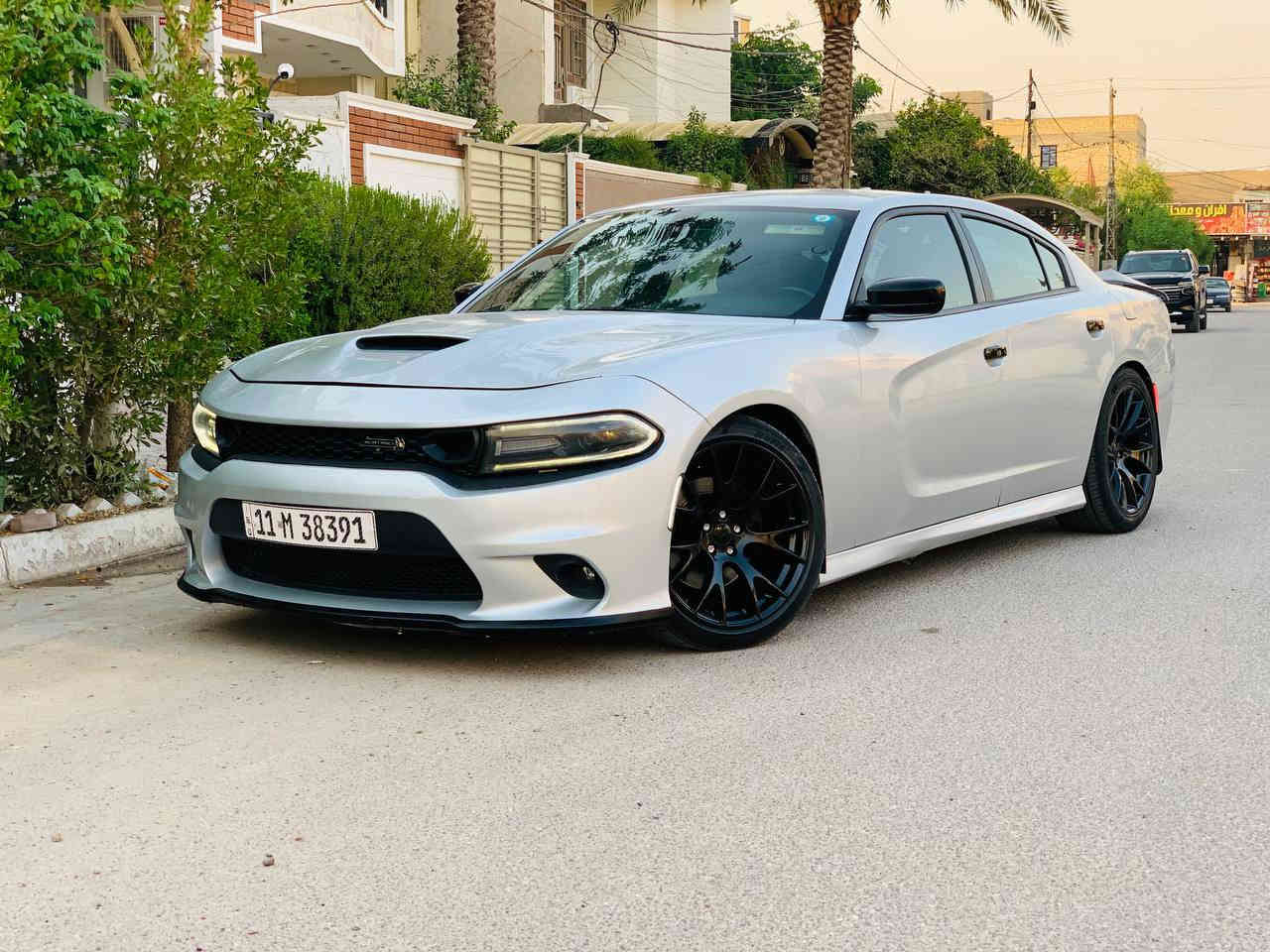 السلام عليكم 
جارجر 2019 للبيع او مراوس 
سكات محرك  6400 V8✈️
فول مواصفات عدا الفتحه 
تدفئه وتبريد كشنات 
شاشه كبيره كار بلي 
انضمه قياده 
كشنات حضن كنتارا  بلادي 
كزوز رياضي 
رادارات 
سيترن  حرف D +تدفئه 
ستيرن كهرباء 
شفتات ستيرن 
سستم صوت 
بدون اي نقص وجاهزه 
ماشيه 55 الف ميل 
عليهه برجمه مصطفى ايكل سيفتي كامل 
كزوز موبار كامل قفايص
ولف مشيموتو 72
اويل كاج كان پلت
حجر هاي ڤلو ريسنك 
حادث جاملغ وبنيد جهه عكس السائق 
وب عراق بيهه مكانات صبغ بسبب اثر (وشم  )
(تفاصيل الحادث والصور واتساب )
السعر 172وبي مجال بسيط 
للاستفسار ***********
مكان السياره بغداد
