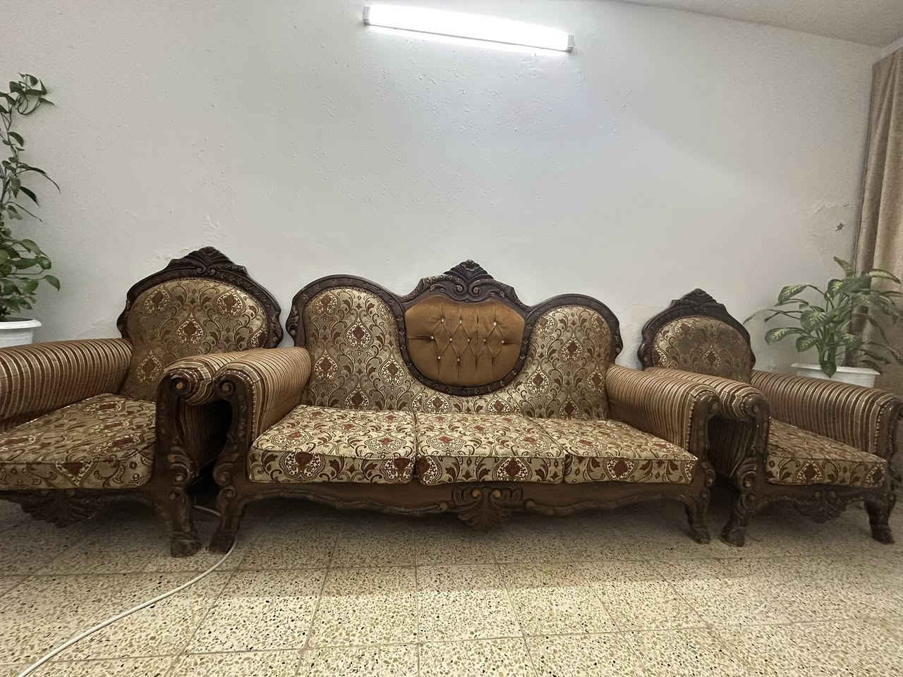 تخم ١٠ مقاعد ب٣٠٠قفله بغداد


**إذا كنت صاحب هذا الإعلان وتريد حذفه لأي سبب، رجاءا أرسل رسالة إلى الدعم الفني**