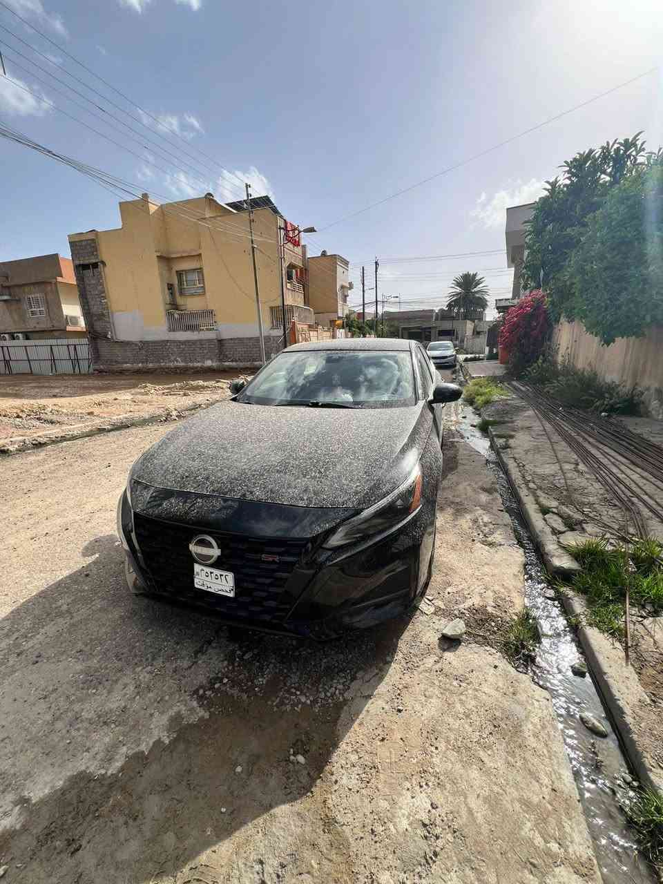 التيما 2023
Sr plus 
اللون أسود 
فول مواصفات
تشغيل عن بعد
فتحه سقف 
وشاشه جبيره اعلى فئه Awd
بيها بابين اماميات كلير نفر وسايق 
وصبغ بنيد وجاملغين 
وبارد سقف
المكان/موصل
السعر 110
للاستفسار *********** موصل, نينوى
