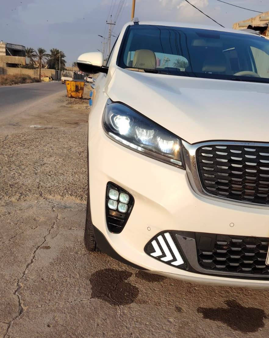 السلام عليكم ورحمة الله وبركاته 
كيا سيرنتو 2018 خليجي فول مواصفات كلش كفالة عامة
السيارة شكل ال 2020  السيارة كفاله من الدعامية للدعامية ماعدا رصعات خفيفه في باب واحد فقط الباب الخلفي  عددهن رصعتين ومرجعهن(بيدي ار )كفاله من الصبغ والشخط والبارد الحمدلله السيارة عدنه وعلى ايدنه من كانت زيرو تاريخ شراء السيارة 2018/1/3
ونعمة من الله السيارة. مواصفات السيارة 
مكينة 6 سلندر كفالة عامة 
لد امامي 
لد خلفي 
دبل لد في الدعامية 
مرايات شفط 
مساعد وقوف 
رادار امامي 
رادار خلفي 
حساسات امامي خلفي 
باب خلفي كهرباء + شفط
عدد المقاعد 7
كشنات جلد 
كشنات كهرباء 
تبريد وتدفئة كشنات 
شفتات استيرن 
نضام ايكو سبوت ونورمل 
شاشه كار بلي حجم كبير 
شفتات اسايرن 
تحكم استيرن + تدفئة استيرن
السيارة بيها هواي مواصفات 
وربي يرزق الي ياخذها 
رقمها اربيل تريد تحويل او وكالة 
مكان السيارة البصرة ابي الخصيب 
(علماً) السيارة ليس ملكي   انا مكلف بالنسر السيارة سيارة عمي الكبير  
سعر السيارة ٢٣٣ بيها مجال حك الجية 
رقم عمي رائد 

0770 052 7753

0780 127 8915 البصرة, العراق
