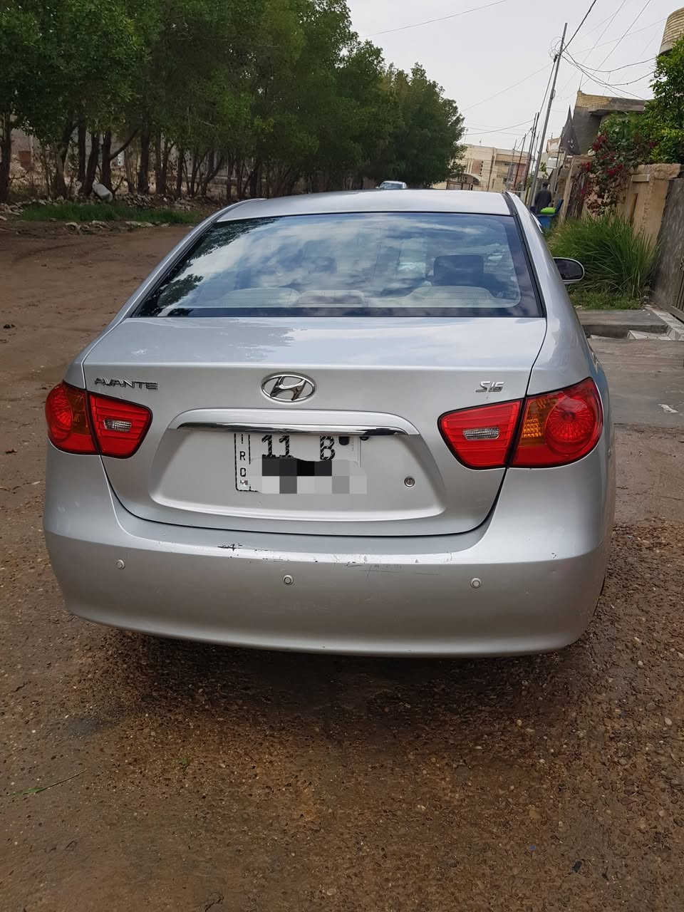 سلام عليكم للبيع افانتي 2007 المقدس لون سلفر  كوري رقم بغداد انكليزي سنوية نهايتها 2030 تحويل مباشر 
(( سياره بيها كم قطعه ابيعلك احزام بدون دواخل قماره مكفوله تكم مكفوله شواصي مكفوله )) 
 
محرك ١٦٠٠  دوش المرغوب دكشن عالي وبيها منضومة غاز 
أربع دسك 
كشافات زنون عالي ناصي بلوجكترات كلهن شادلهن زنون وشادلها شاشة تاب
وبعد مواصفات معروفه يدات نيكل داخل خارج
سياره جاهزه محرك كير حداديه تبريد كلها خير من لله وجاهزه عله آخر حبايه و ما بيها كل نقص ومن جميع النواحي خير من الله 
مكان السياره بابل المسيب 
السعر 95 وبيها مجال حك الجيه 
للاستفسار  ***********0

