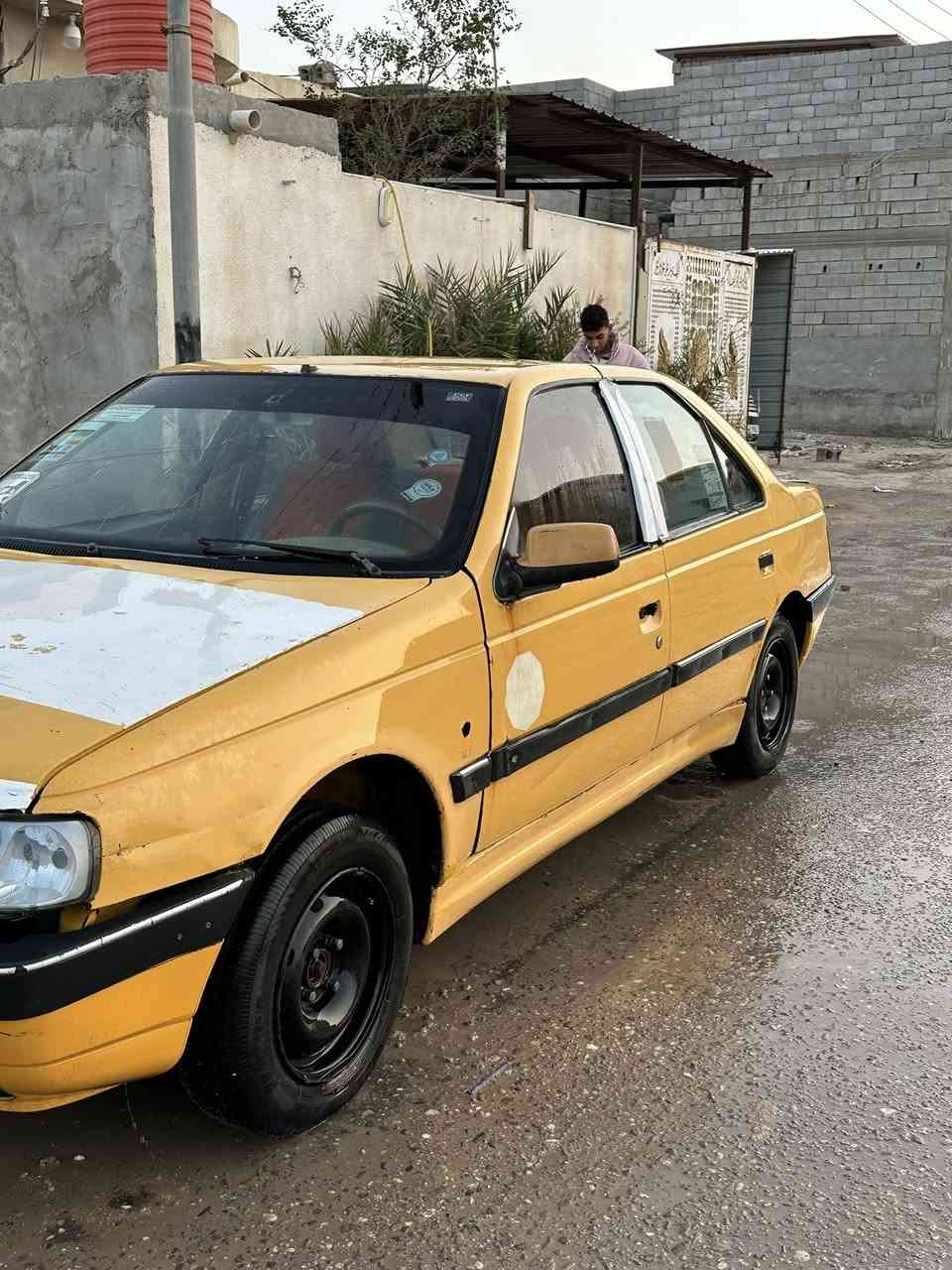 السلام عليكم 
بيجو 405 
مديل 2014
حدادية 100/80
باتري جديد سلف جديد دينمو جديد
مصفرة هيئة وغرامات السنوية 2026
مكينة ستوة شادهة جديدة 
تبريد شغال ثلج ❄️ 
تخم تاير جديد 
لايت زنون 
*********** رقم تليفوني
مكاني ابو الخصيب 
السعر 25 ورقة
