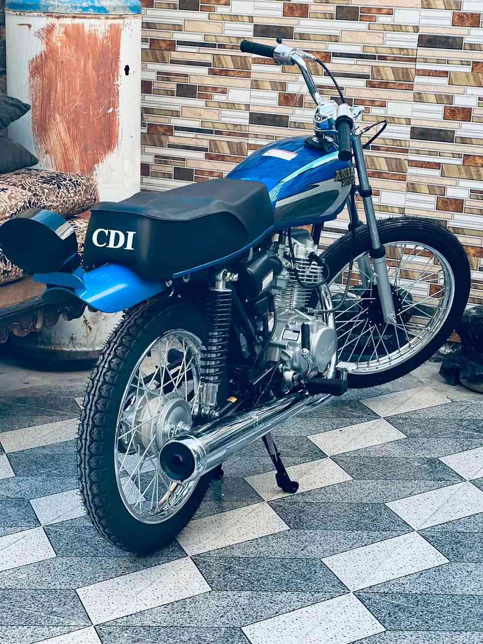 عمي السلام عليكم درجه امس عمرتها تعميرت نوفل امس كملتها شاصي سكنر نديل 26 مكنها حمزه الشرقي سعرها 950 المو شراي يطلع كبل ***********
