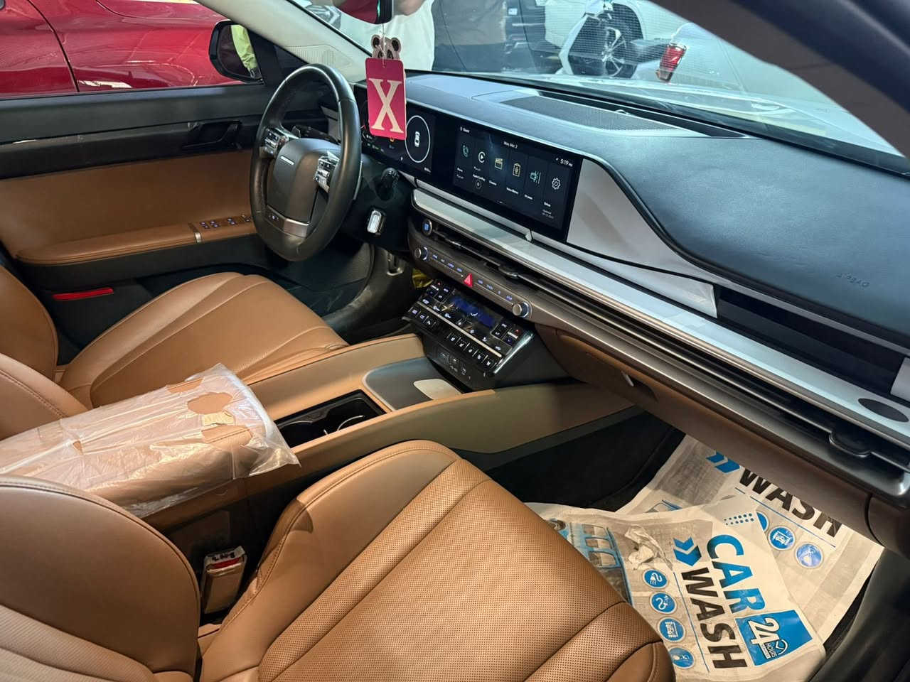 ازيره  ٢٠٢٤ ماشيه ٣٤ 
فول مواصفات عده الفتحه شاشه جبيره كشنات حضن مشيف تحكمات ستيرن حفض ميموري تقديم وترجيع السياره بل ريمون هواي مواصفات بيه بعد  رقم بغداد 
حادث جاملغ خلفي عكس السايق بدون كص معمر نفسه 
سياره  جديده بعدهي ع وضع الشركه  
سعر ٢٤٠
***********
