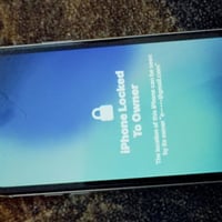 آيفون 11 • قافل ايكلود • فحم