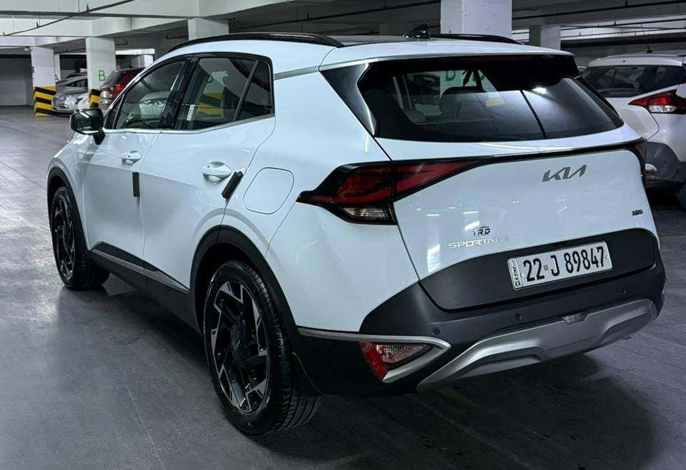 سبورتاج موديل2024
كفالة شركة نيم رقم اربيل

تحويل مباشرة السيارة ب اسمي
ماشيه 35000 
بنورما كراسي تبريد وتدفئة 
مقاعد جلد
صندوق كهرباء 
مرايا شفط
تقطة عمياء
مستشعر حركة عند فتح الأبواب 
كمامرة خلفية 
سيارة فول مواصفات كاملة 
السنوية لغاية 2029
محرك وكير كفالة 

السيارة بدون حوادث 
فقط بي دي ار بالجاملج  السكن
اثر طخة خفيفة جدا

رقم صاحب سيارة ‪***********‬
