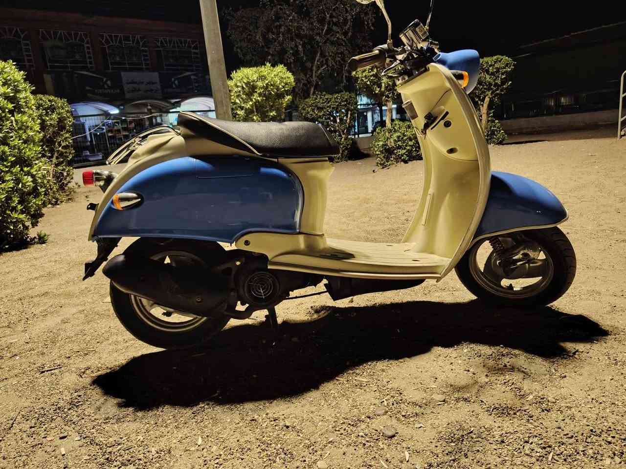 عبدالحليم. نضيفه سرعه 60 مامفوتحه بس مصبوغه جماليه كهربائيات كامله دراجه نضيفه سعر 400 وبيها مجال العنوان بغداد الدوره ابو دشير ارقم ***********
