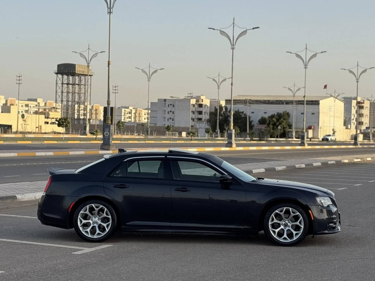 اوباما موديل 2018اصل وارد أمريكي حادثه جاملق وبنيد بدون دواخل بدون رباك وباقي سياره كفاله من ضربه وتبديل وصبق سعره 210وبيه مجال رقم هاتف ***********موصفات سياره فول واحد على واحد لمتدد بنيرامه بصمه تشقيل بصمه ابواب كشنات جلد كشنات كهربائي شاشه كبيره كامره خلفيه حساسات خلفية ماميه تشقيل عن بعد رادارات بل مري تدفئه تبريد بل كشنات تدفئه تبريد ستيرن قطعتين تبريد محرك 6سلندر محرك كشنات ترحيب مانع انزلاق تحكم استيرن مثبت سرعه حداديه تخم تاير جديدات  مكان سياره كربلاء مكلف بل نشر
