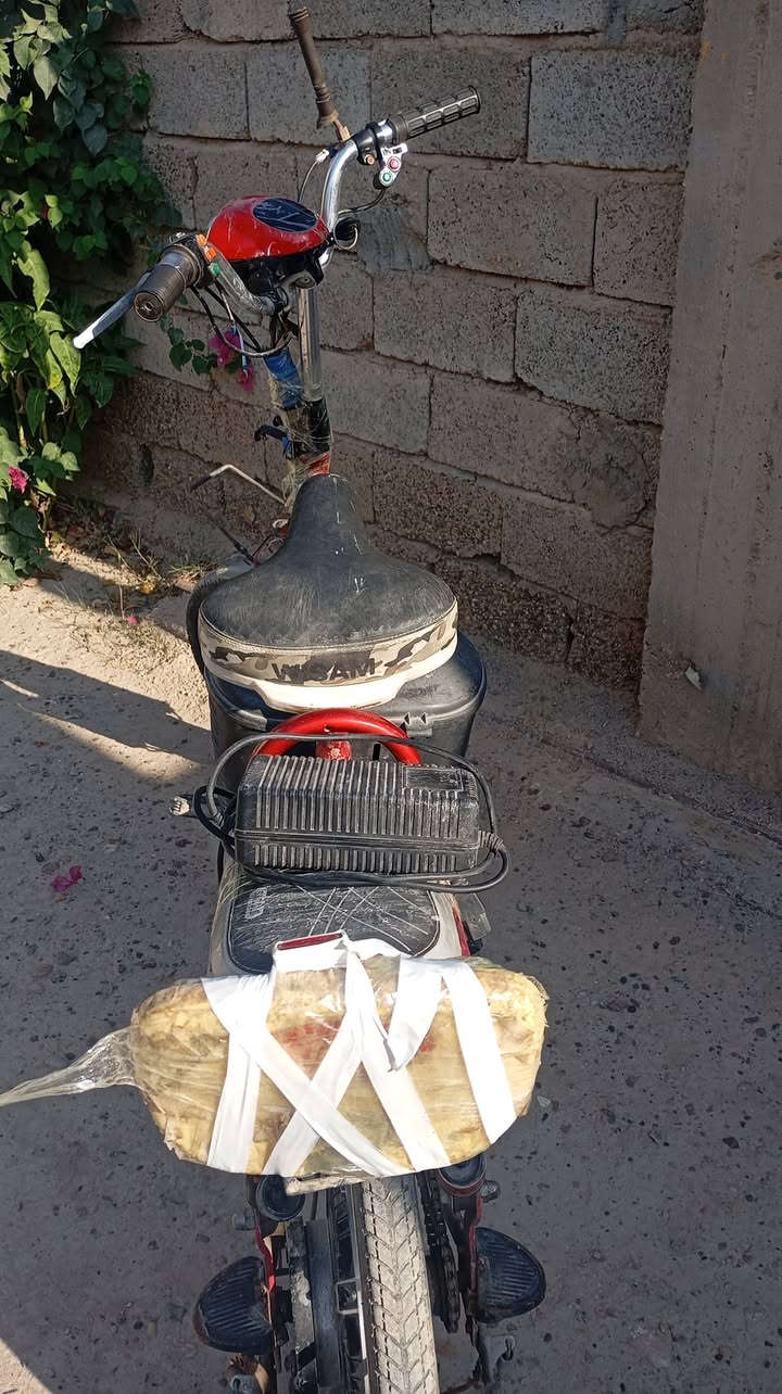 السلام عليكم موطور شحن عوزه بس بطاريات السعر 30وبي مجال الخاص مفتوح


**إذا كنت صاحب هذا الإعلان وتريد حذفه لأي سبب، رجاءا أرسل رسالة إلى الدعم الفني**