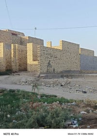 هيكل • داينيه بصف • ٢٠٠م