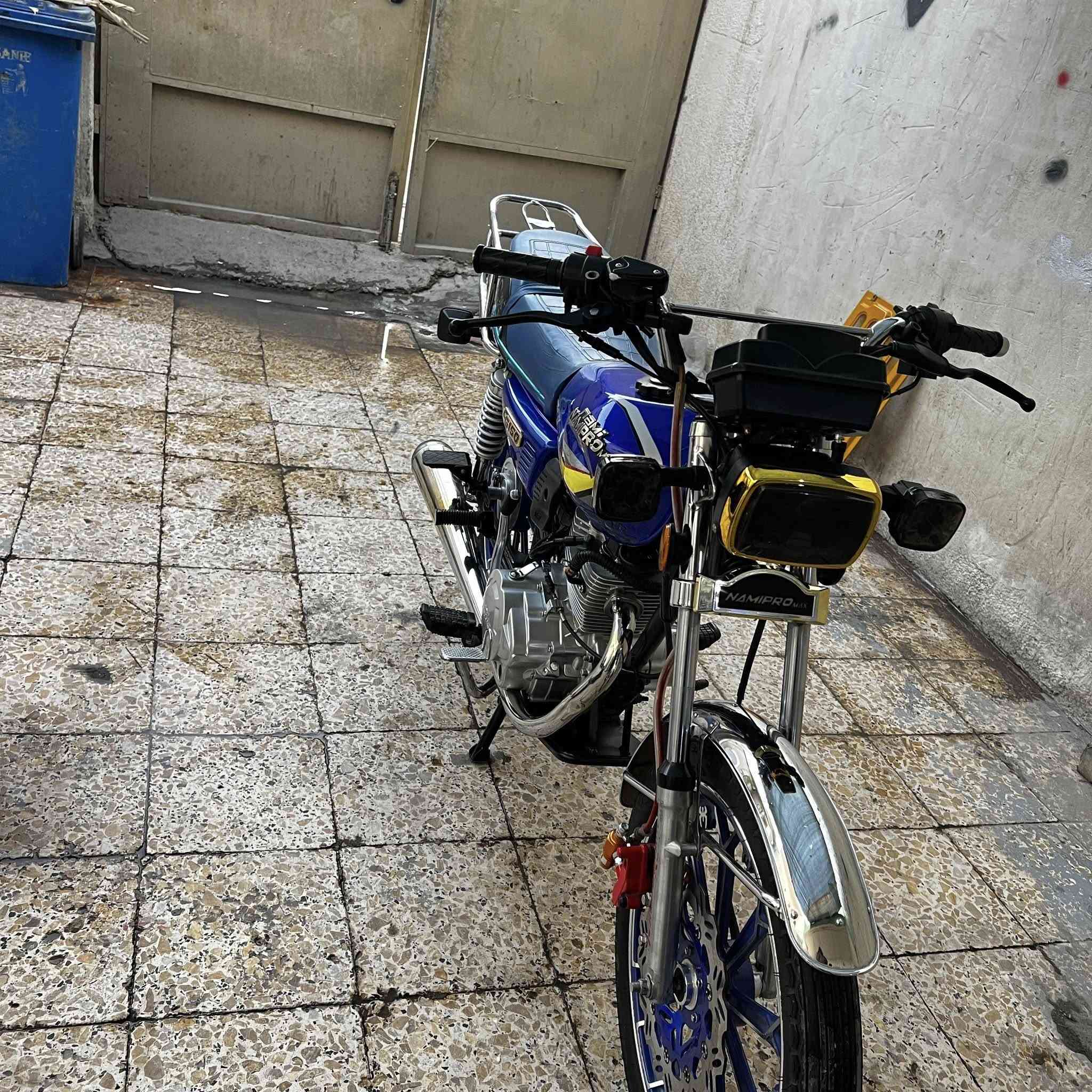 السلام عليكم دراجه للبيع أيراني موديل 25 كفاله عامه أوراق كامله اينقص مابيهه العنوان بغداد السعر 700

***********
