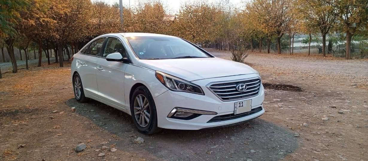 السلام علیکم 
هوندای سوناتا للبيع 2016 وارد امریکی رقم بغداد السيارة خیر من الله مكينة و تبرید و تخم تایرات جدد بيها ثلاثة قطع صبغ سعرها 110 بيها مجال بسیط رقم الهاتف ***********
