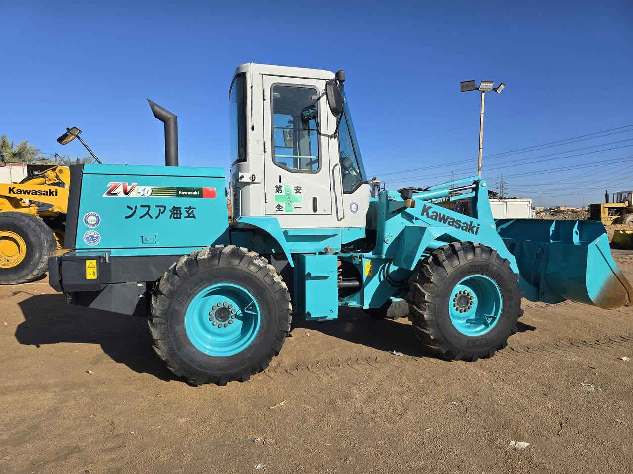 السلام عليكم ورحمة الله وبركاته
يتوفر داخل {معرض الشمري }
كاوسكي حجم Kawasaki  50ZV 
موديل 2014
مشتغل 700 ساعه فقط 
دخول جديد للعراق 🇮🇶استيراد اليابان 🇯🇵
نظافة واضحه ومشروطه
العنوان النجف الاشرف مدينة المعارض الجديدة 
*********** ***********
