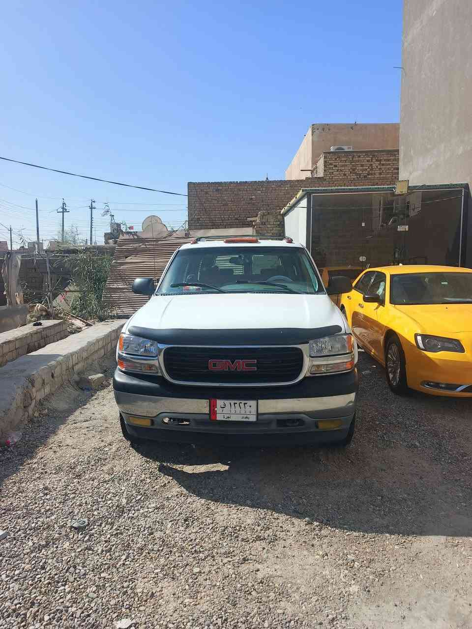 السلام عليكم الفينيه مديل 2003 اجره رقم بغداد سنويه ل27 مكينه كير اكسل توني شادهن وتوهه مصبوغه السياره
السياره اصل ابيض السياره بس بيه ضربه كلش خفيفه ب المدكر الخلفي طخه هم مو ضربه سعر 95 وبيه مجال للاستفسار الاتصال على ‏‪***********‬‏ مكان ناصريه ناحيه الفضليه خاص ماجاوب اتصل
