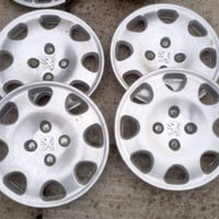 ​🔥 للبيع تخم كبات بيجو (4 قطع) الحالة: مستعمل نظيف (قيّم وأخذ). ​🚕 متو...