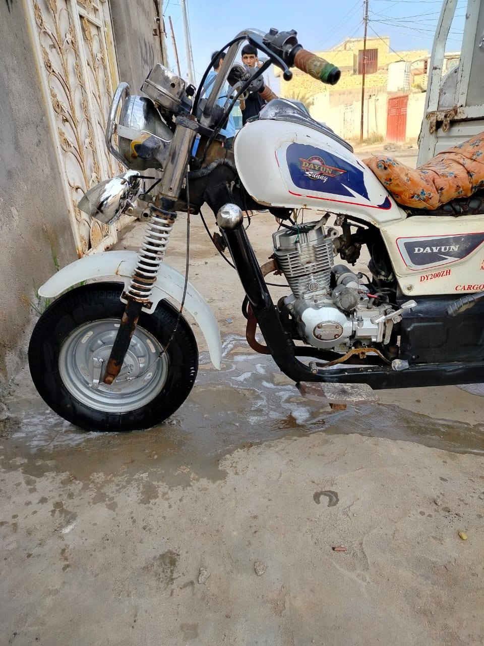 مستعجل عله بيعته بس السعر البالي ابيع بي

سلام عليكم ستوته للبيع موديل 18 اوراق اصولي محرك مفتوح بستم كهربائيّات شغاله جاهزه السعر مليون و 200 وبيه مجال مكاني شطره هذه رقمي ***********
