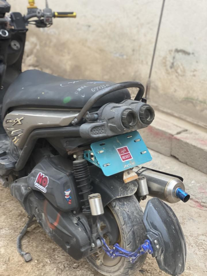 سـلام علـيكم سكنس جبلي ام عيون الدراجه صار شهر من نزلت من الرمـبه ولجناي يعرف بيهن صالنصه بوري عدل السعر خابرني وتدلل ‭٠٧٥١ ٦٢٩ ٨٩١٧‬
