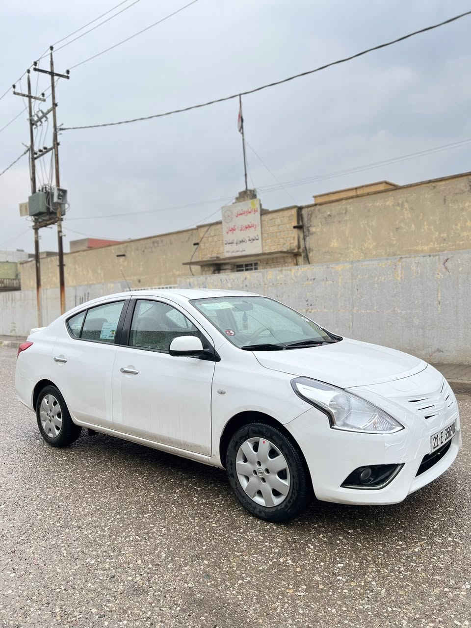 سيارة نيسان سني موديل 2021گير أوتوماتيك گيرو محرك شرط مامفتوح سيارة صبوخ مابيه كلين و مابيه ضرب مواصفات جامات كهربائية سويج كونترول قوفل مركزي ABSسوكان ڤول يوم شاش أ يپات و كاميرا بادات نيكل تبريد حارو بارد شغال كهربائيت عام شغال تاخم صدر جديد تايرات جديد سيار كول شرط مابيه نقص سنوي جديد راقم جديد شرط تحويل وواكال سعره 113$$بيه مجال راقم تالفون ☎️📞***********
