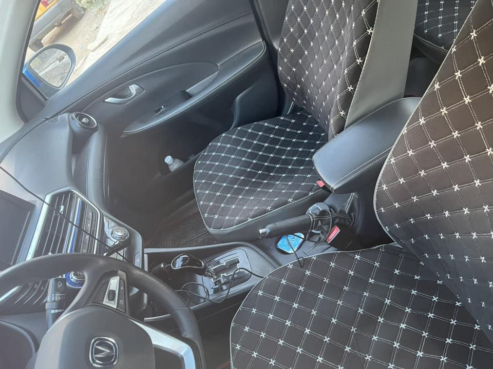 موديل 25 ماشية 57 الف رقم بغداد  حرة بسمي بيع شرط التحويل سيارة منضومة غاز كير مكينة اكفلهن الك مكاني بغداد الدورة سعر 95 ورقة وبي محال قليل لطيبين ما متواجد ع فيس اتصال فقط ***********
