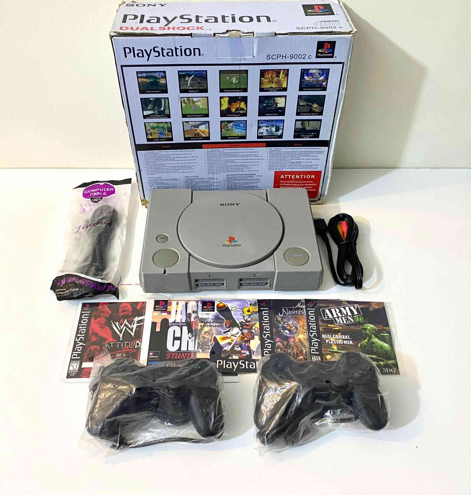 بليستيشن 1 نضافه ميه بل ميه , سحب سريع ،
محور فري ريجن ، 
يشغل جميع الاقراص الاصليه . ويشغل جميع الاقراص الكوبي شرط الفحص ، كامل ملحقاته مع يدات عدد ( 2 ) 
 ، مع 5 اقراص .
السعر :- 65 توصيل موجود 
مكاني بغداد ( ساحه النسور ) ' بغداد, العراق


**إذا كنت صاحب هذا الإعلان وتريد حذفه لأي سبب، رجاءا أرسل رسالة إلى الدعم الفني**