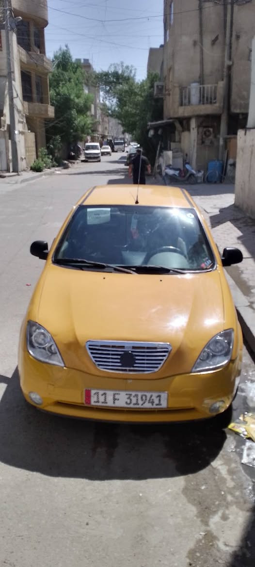 السلام عليكم طيبه 16  للبيع سياره حلوه جديده ومناقصها اي شي مكينه كير كفاله لا ضربه قويه ولا تبديل كلشي جديد فلاوين جديد واتر بم جديد فيتبم جديد شاشه اندرويد كهربائيات كلهن شغاله غرفتها كلها مدوشمه حتى التنته مصفره هيئه وغرامات رقم انكليزي الجديد العنوان بغداد الحريه السعد 42 وبيها مجال بسيط 
***********
