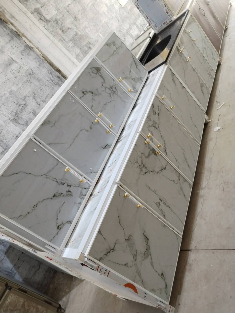 السلام عليكم  بضاعة جديده من الاثاث المستخدم
العنوان الشرقاط الخضرانية الشارع العام محلات

 مروان  ألسيد   ***********.  بي واتساب
