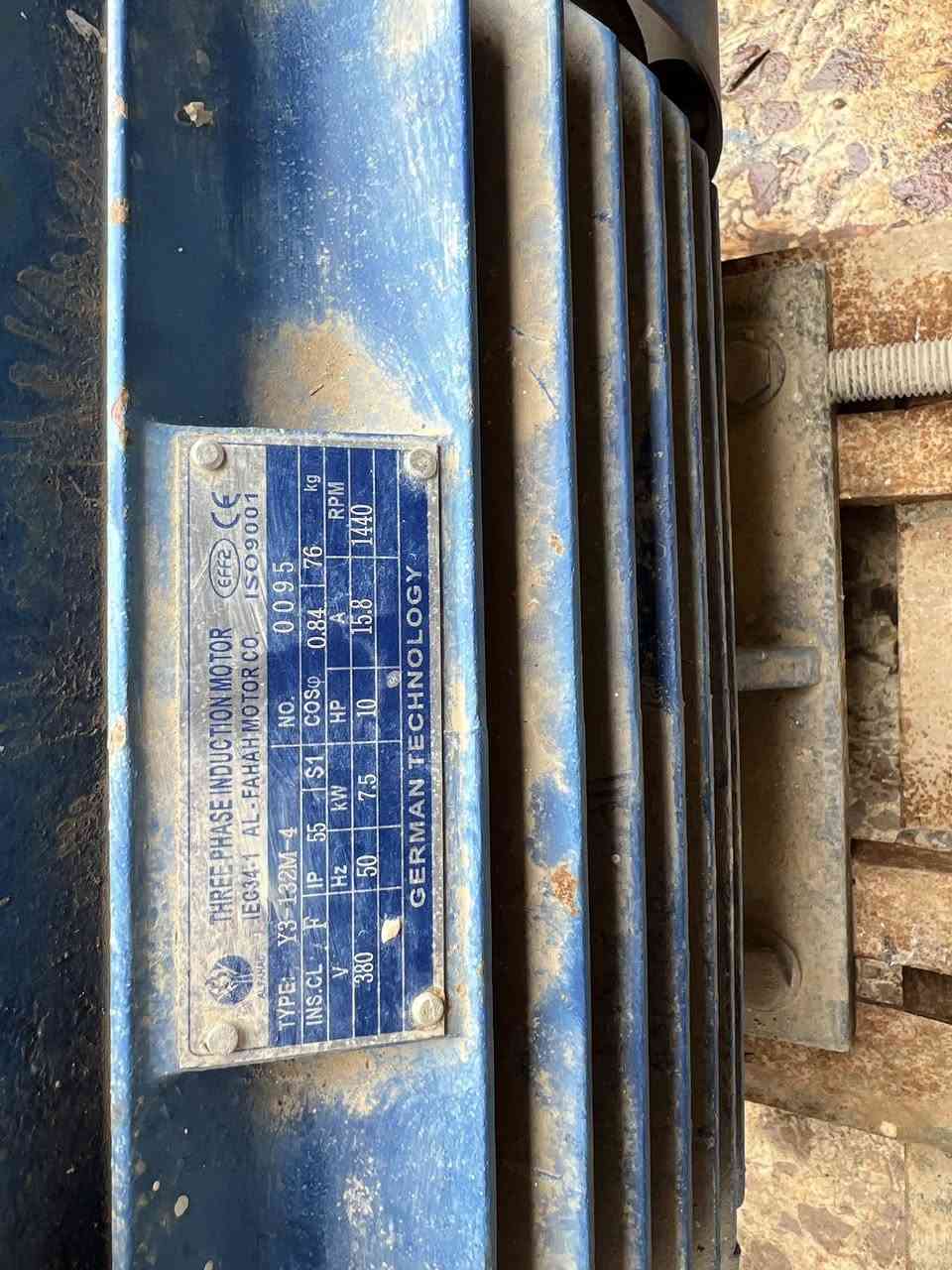 للبيع مأطور كهربائي 10 احصان جديد مامشتغل معه مضخه 4X4 جديدة السعر 600 الف وبي مجال العنوان سامراء رقم هاتف 📞 ***********
