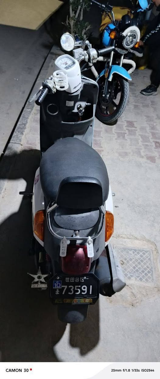 السلام عليكم دراجه ماكس بوليس مديل 8دراجه نضيفه وحلوه بلاديه بس كوره مفتوح ولكفر مصبوغ فقط السعر 600وبيه مجال المكان كربلاء***********التواصل على الرقم
