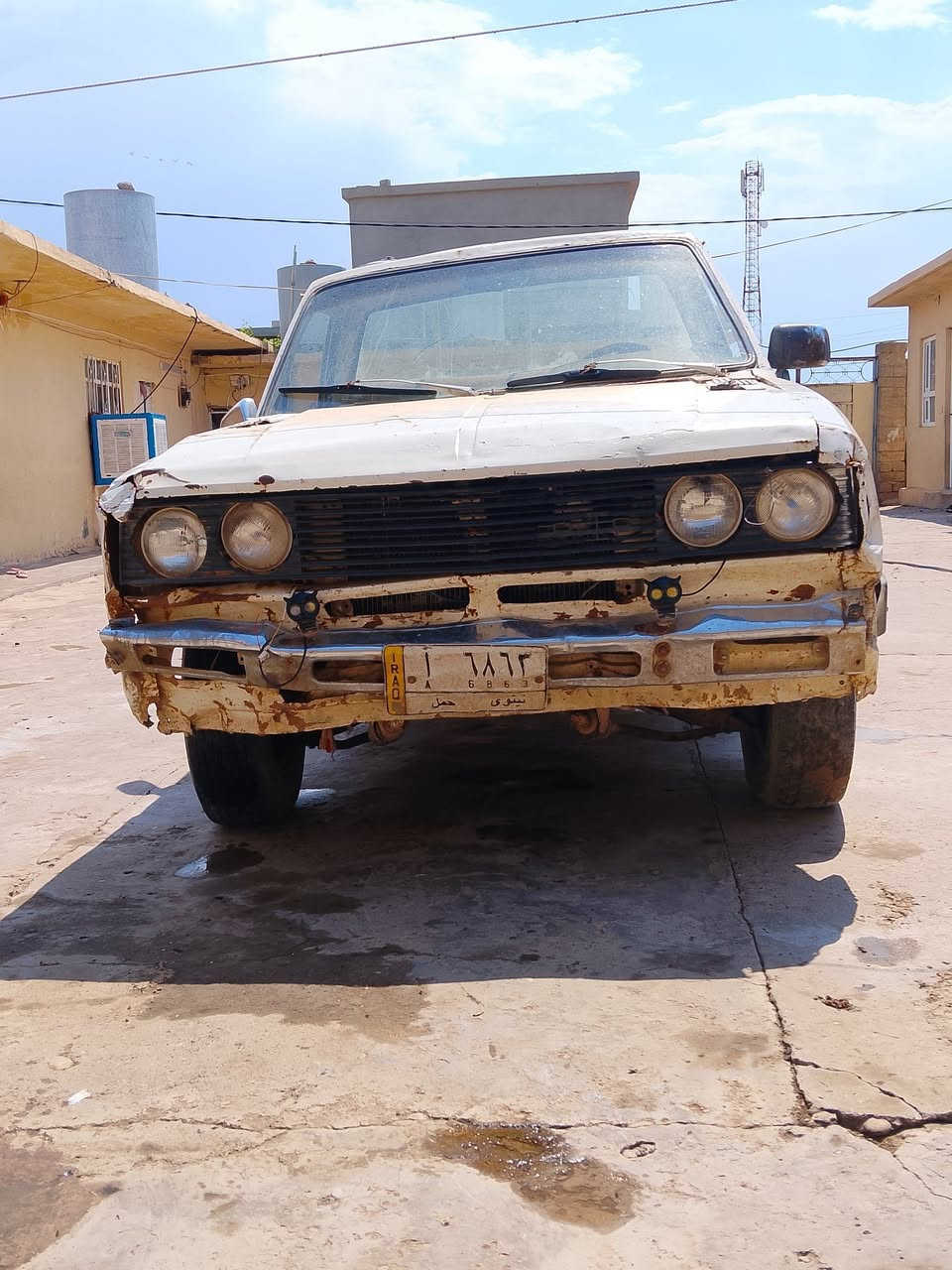 بيكم داتسن موديل 1980.   رقم نينوى.    ***********
