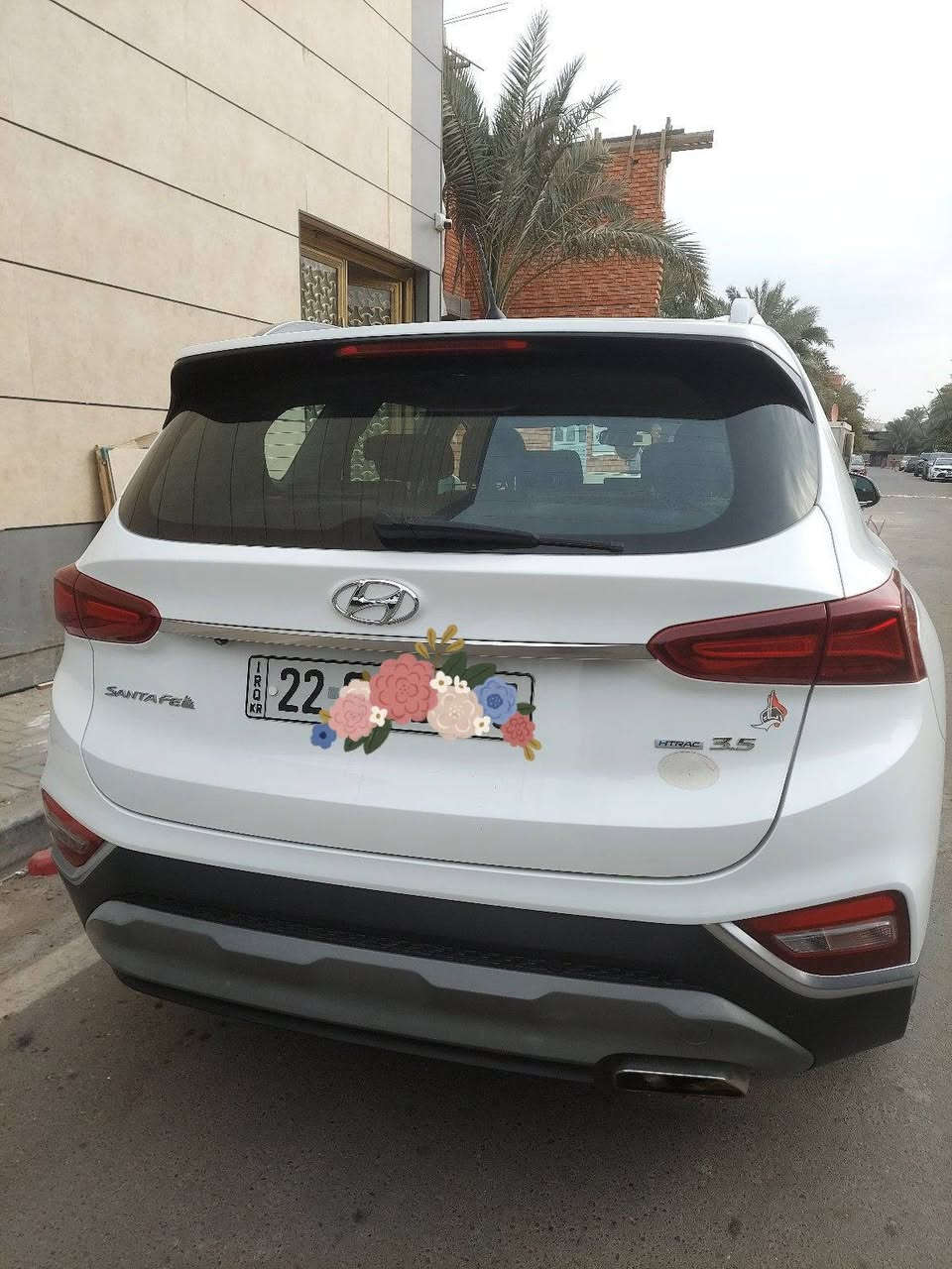 السلام عليكم رمضان كريم ع الجميع 
سنتافيا خليجي مديل 2019 رقم اربيل سنويه لحد 2030 محرك سته 6 ماشيه 80 وقابله للزياده ستعمال شخصي تبريد ثلاث قطع  نص فول سبعه 7 راكب سيارة مكفوله من الحادث او العيب الشرعي  عدة الداعميه الخلفيه بيه طخه صارت وسويته البدي نضيف بيه فقط صدع حصو بالباب زغيره سيارة نضيفه ومانقصه برغي تجي تشوف وتقتنع مكاني البصرة  السعر المطلوب 250 ورقه الي يفيده السعر اهلا وسهلا الي ما يفيده يكب اسم من اسماء الله الحسني وشكر رقم صاحب السيارة ***********
