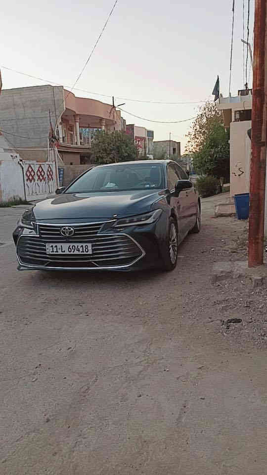 افالون 2022 هايبرد لمتد للبيع
السياراة بيه 3 قطع بنيد وجاملقين وبابين عكس السايق من امريكا يعني ٥ قطع  صور الصور مرفقه بالمنشور 
المواصفات .
دخول ميموري
كشنات تدفئة تبريد 
شاشة دلتا شوا
3انظمة قيادة 
كامرة 360 محيطية 
رادارات أمامية خلفية 
سماعات Jbl
داخل رصاصي مميز 
هواية مواصفات بعد بيها المازدات اصليات ليد كصيتهم من امريكا 
رقم بغداد باسمي تحويل ثاني يوم 

السعر ١٩٨ وبيها مجال بسيط مستعجل جدا
مكان ديالى تقاطع القدس
للاستفسار *********** أو ***********
