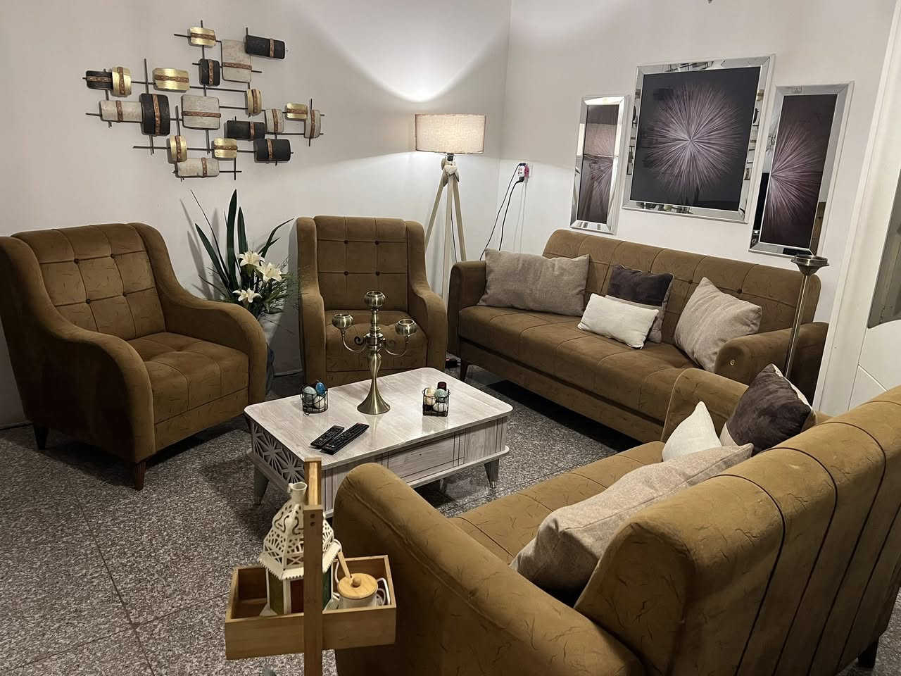 غراض للبيع جداا انضاف تخم ٧ مقاعد اي ظرر مابي نظيف وتكمه وعملي قماشه وتربروف سفنجه سوفت الشراي يتفظل خاص المكان بغداد


**إذا كنت صاحب هذا الإعلان وتريد حذفه لأي سبب، رجاءا أرسل رسالة إلى الدعم الفني**