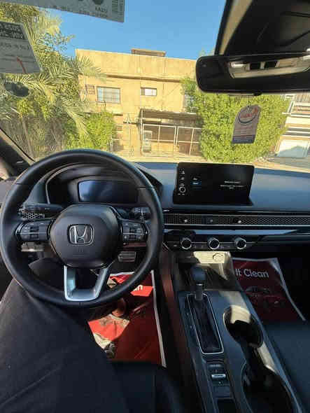 السلام عليكم هوندا سيفيك تورنك 2025 هايبرد حادثها جاملغ بارد فقط بدون صبغ بدون بوارد فقط جاملغ ماشية 9000 مايل مكانها بغداد الكريعات للتواصل او الاستفسار واتساب او اتصال *********** السعر ١٧٥ورقة وبيها مجال بسيط Colombo
