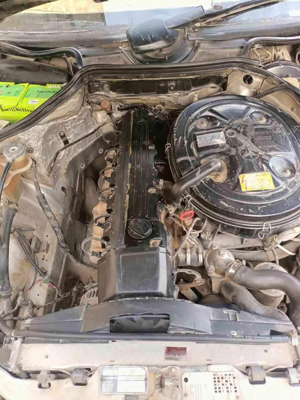 مكينه وكير مارسدس دب بلادي للبيع بيها بخار من القبق
سعرها ٤ ورقات وبيها مجال للشراي للاستفسار *********** 
مكانها الناصريه المركز
