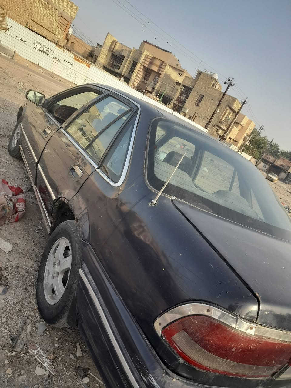 برنس للبيع رقم كربلاء انكليزي سنويه جديده تحويل ثاني يوم السعر ١٤ العنوان بغداد شهداء البياع ***********
