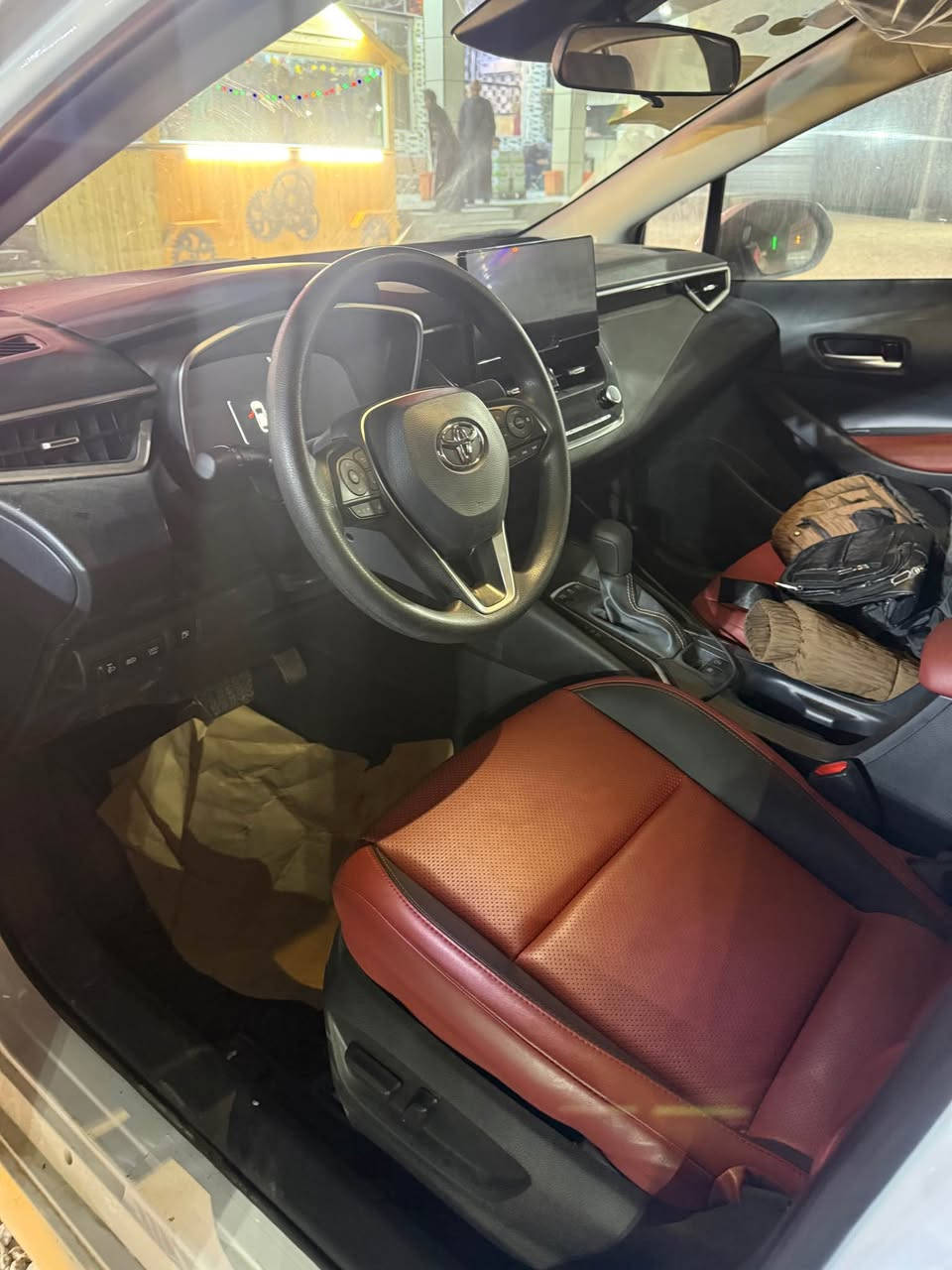 سلام عليكم كورله مديل 2025زيرو هايبرد فول مواصفات 
رقم بغداد مال اقصاط مطلوبه شرط لوكاله راعيه بغداد
مرقم كامل باقي ع تثبيت لوحات لوحاته طالعه بس دكهم 
مكانه بصره جبيله ملاحضه سيارت فول داخل احمر كشنات كهرباء زيرو زيرو //*********** البصرة, العراق
